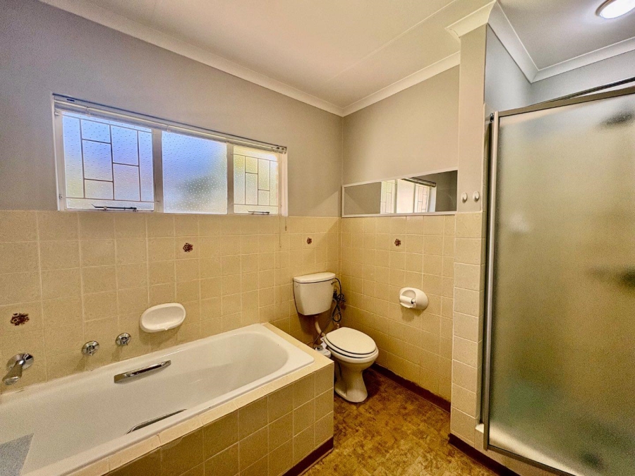 3 Bedroom Property for Sale in Universitas Ridge Free State